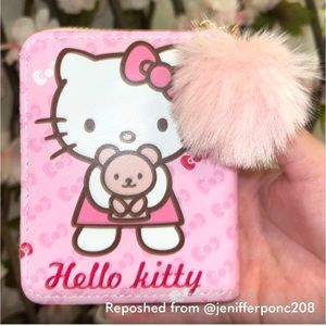 New Hello Kitty Keychain Wallet & Shoe Charms